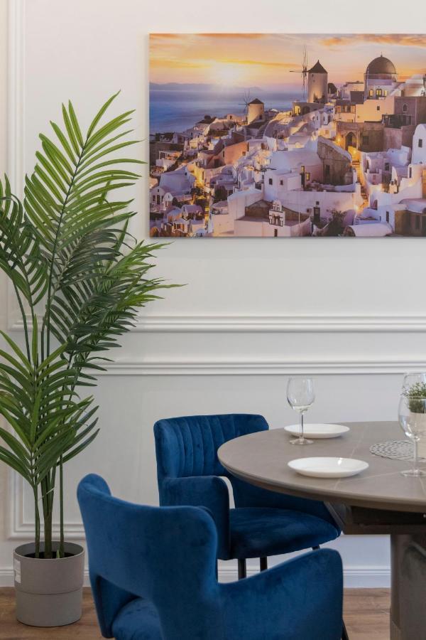 Luxurious Central Grand Home W/ 3Bedrm 2Bathrm 부다페스트 외부 사진